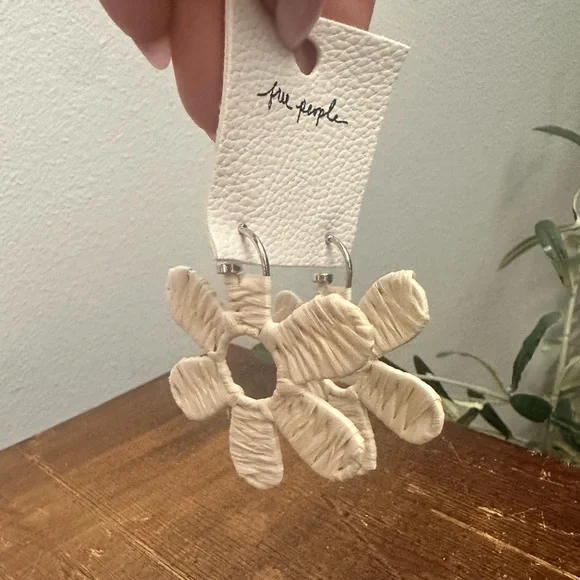 Free People Ivory Floral Earrings - Picture 3 of 4